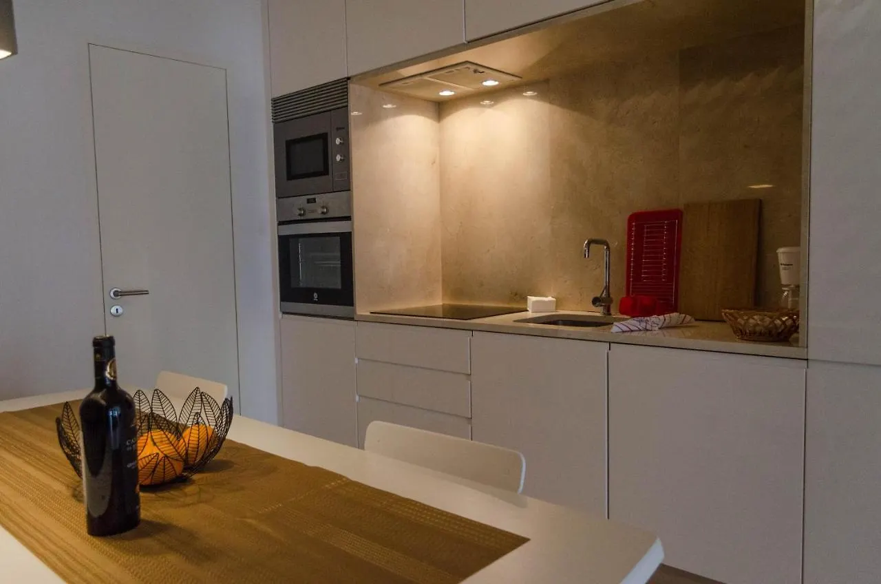 Altido Trendy 2Br Apt In Sao Bento, Moments From Garden Sao Bento Appartement Lissabon